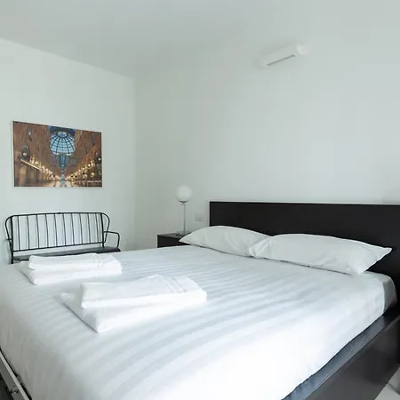 Porta Nuova Bright And Roomy Flat * Milán